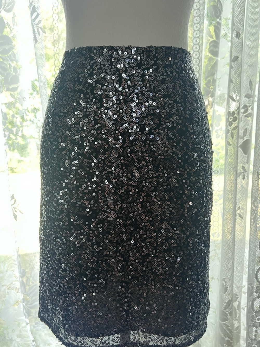 Calvin Klein Black Sequin Pencil Skirt size 8P
